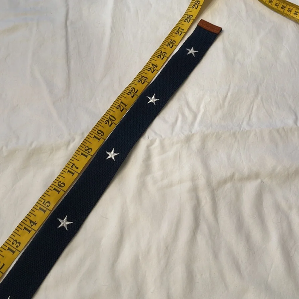 Vineyard Vines woven belt with D ring buckle